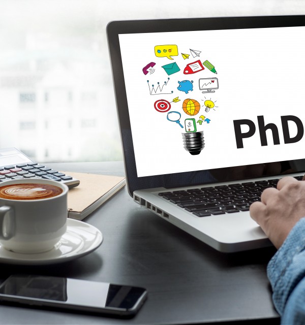 The online resource PhD on Track