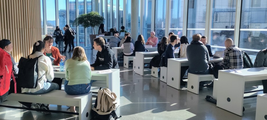 Speeddating mellom studenter og praksisvirksomheter.